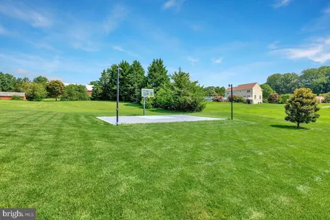 11203 Lakeside Dr, Dunkirk, MD 20754 photo 109