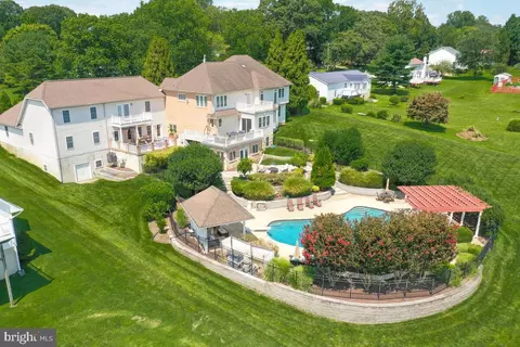 11203 Lakeside Dr, Dunkirk, MD 20754 photo 7