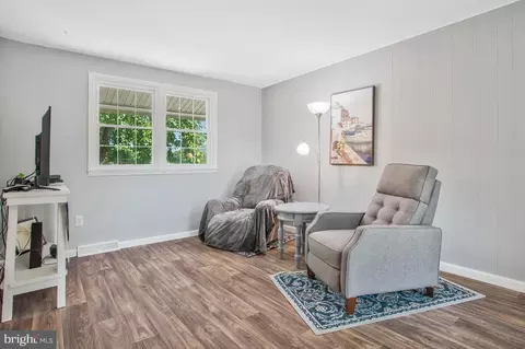 1234 Prince St, Dunkirk, MD 20754 photo 3