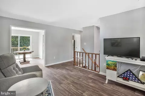 1234 Prince St, Dunkirk, MD 20754 photo 4