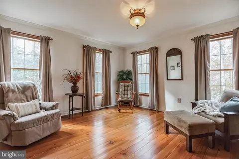 10401 Three Doctors Rd, Dunkirk, MD 20754 photo 9