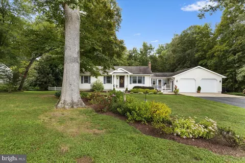 200 E Chesapeake Beach Rd, Owings, MD 20736 photo 1