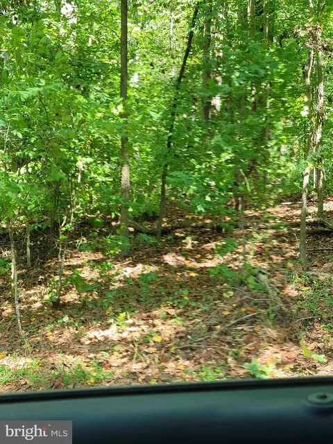 12862 Eagle Dr, Lusby, MD 20657 photo 2