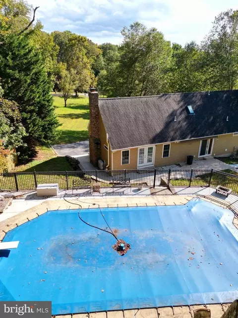 Exterior - 10600 Ward Rd, Dunkirk, MD 20754 photo 23 of 27