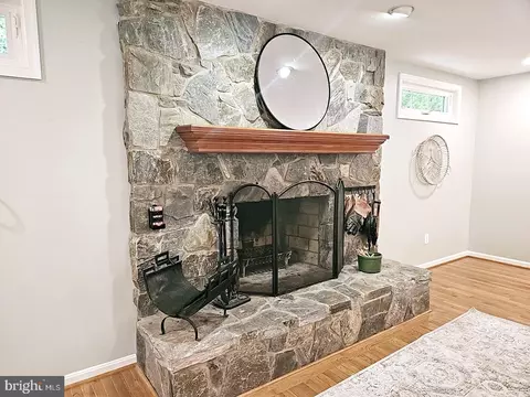 Living - 10600 Ward Rd, Dunkirk, MD 20754 photo 16 of 18