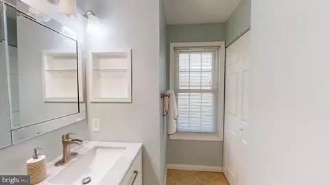 Bath - 10600 Ward Rd, Dunkirk, MD 20754 photo 2 of 8