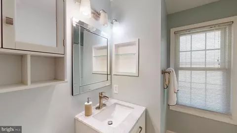 Bath - 10600 Ward Rd, Dunkirk, MD 20754 photo 3 of 8