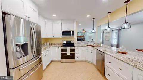 Kitchen - 10600 Ward Rd, Dunkirk, MD 20754 photo 5 of 19