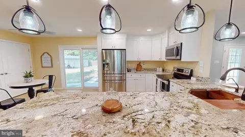 Kitchen - 10600 Ward Rd, Dunkirk, MD 20754 photo 14 of 19