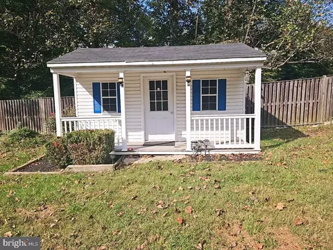 Exterior - 10600 Ward Rd, Dunkirk, MD 20754 photo 8 of 27