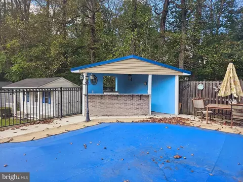 Exterior - 10600 Ward Rd, Dunkirk, MD 20754 photo 9 of 27