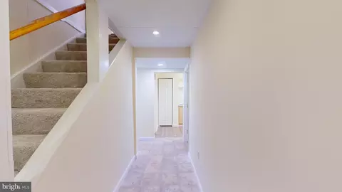 Entry Way - 10600 Ward Rd, Dunkirk, MD 20754 photo 4 of 7