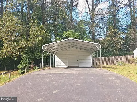 Exterior - 10600 Ward Rd, Dunkirk, MD 20754 photo 15 of 27