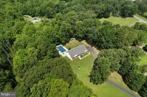 800 White Marsh Ct, Huntingtown, MD 20639