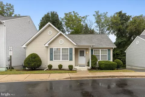 35 Gray Inn Ct, Prince Frederick, MD 20678
