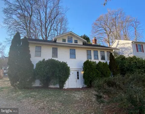 3412 Hillside Pl, Chesapeake Beach, MD 20732