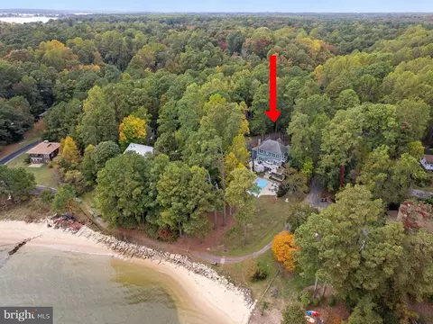 12964 Pine Pl, Lusby, MD 20657