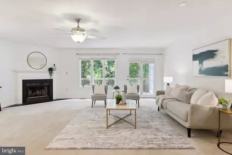 604 Dana Dr #604, Prince Frederick, MD 20678