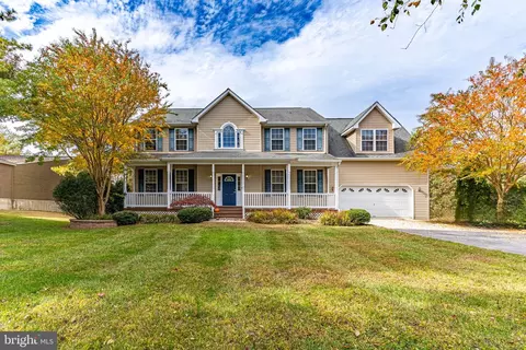 9444 Old Solomons Island Rd, Owings, MD 20736