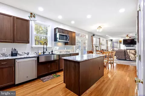 2145 Fireberry Ct, Prince Frederick, MD 20678 photo 12