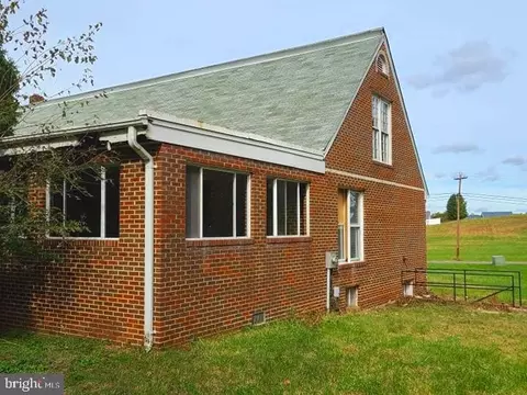 3352 Lyons Creek Rd, Dunkirk, MD 20754 photo 2