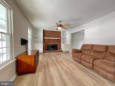 9615 Cortland Ln, Dunkirk, MD 20754 photo 3