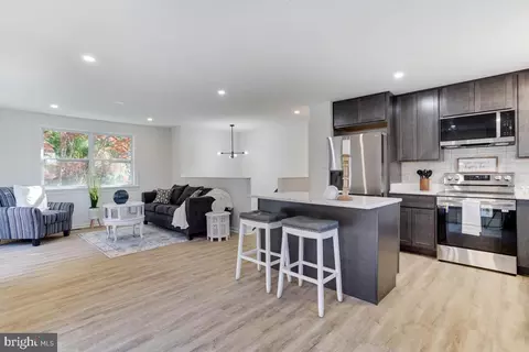 7509 E St, Chesapeake Beach, MD 20732 photo 3