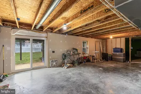11206 Lakeview Dr, Dunkirk, MD 20754 photo 29