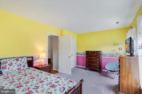 11206 Lakeview Dr, Dunkirk, MD 20754 photo 21