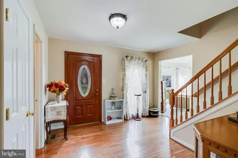 11206 Lakeview Dr, Dunkirk, MD 20754 photo 13
