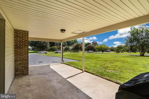 11208 Lakeview Dr, Dunkirk, MD 20754 photo 27