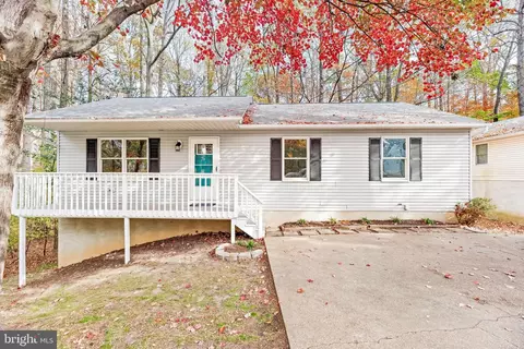 11538 Tomahawk Trl, Lusby, MD 20657