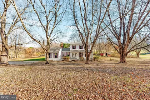3591 Hunting Creek Rd, Huntingtown, MD 20639