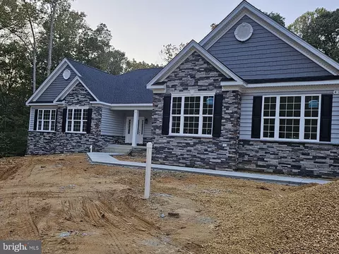 4745 Independence Dr, Port Republic, MD 20676