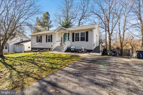 6314 15th St, Chesapeake Beach, MD 20732