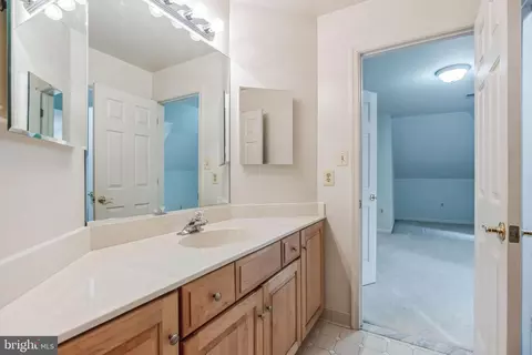 Bath - 12053 Steven Ln, Dunkirk, MD 20754 photo 5 of 6