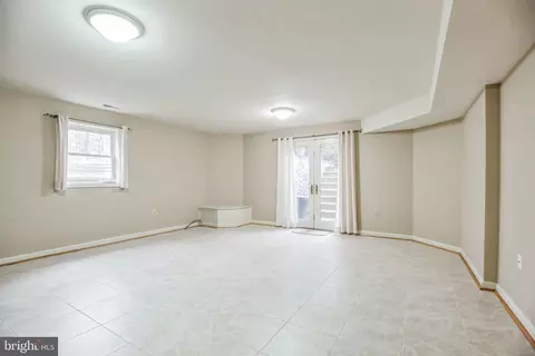 Living - 12053 Steven Ln, Dunkirk, MD 20754 photo 4 of 4