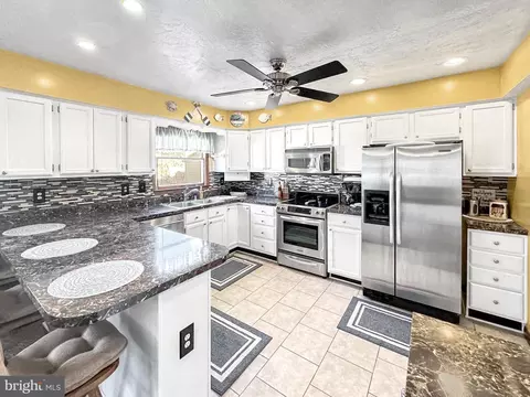 8317 Circle Dr, Lusby, MD 20657 photo 8