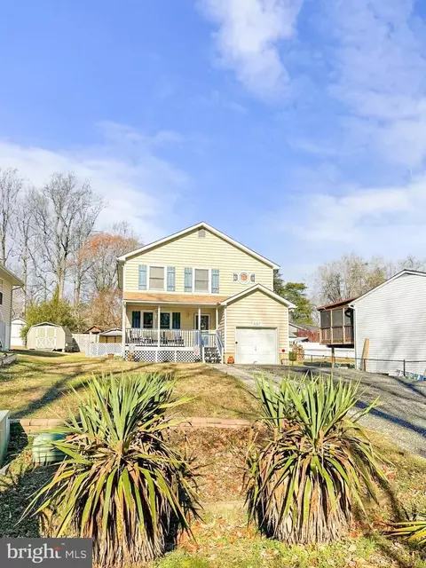 8317 Circle Dr, Lusby, MD 20657 photo 2