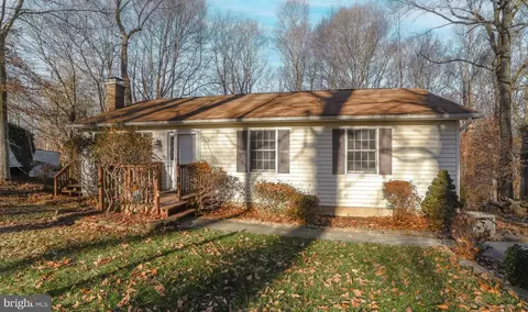 1430 Catalpa Rd, Saint Leonard, MD 20685