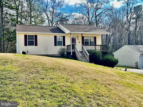 12456 San Jose Ln, Lusby, MD 20657