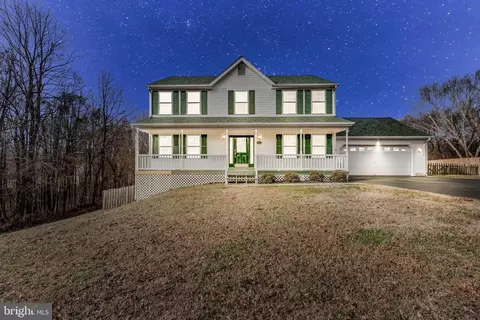 8620 Barn Owl Ln, Owings, MD 20736