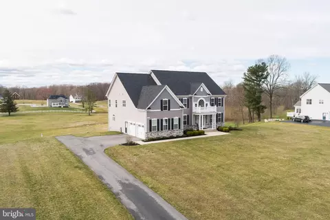Exterior - 12702 Legacy Dr, Dunkirk, MD 20754 photo 7 of 10