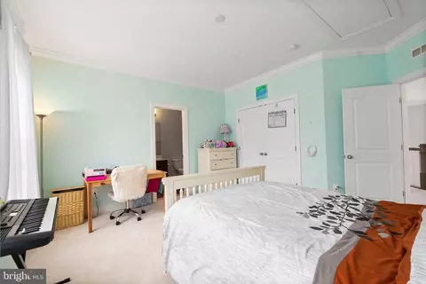 Bedroom - 12702 Legacy Dr, Dunkirk, MD 20754 photo 8 of 11
