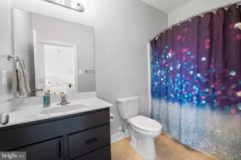 Bath - 12702 Legacy Dr, Dunkirk, MD 20754 photo 3 of 5