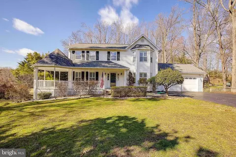 31 Radcliffe Dr, Huntingtown, MD 20639