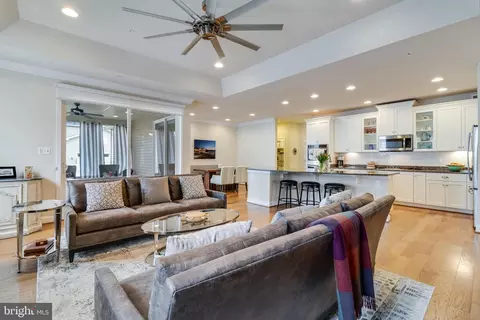 Living - 13911 Ensign Rd, Solomons, MD 20688 photo 8 of 12