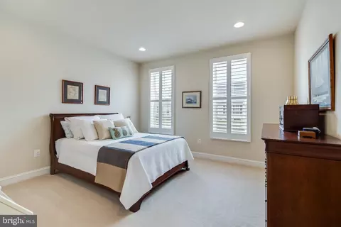Bedroom - 13911 Ensign Rd, Solomons, MD 20688 photo 2 of 11