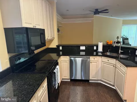 Kitchen - 522 Runabout Loop #522, Solomons, MD 20688 photo 2 of 3