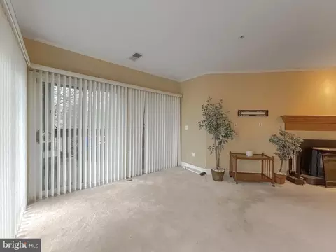 Living - 522 Runabout Loop #522, Solomons, MD 20688 photo 5 of 5